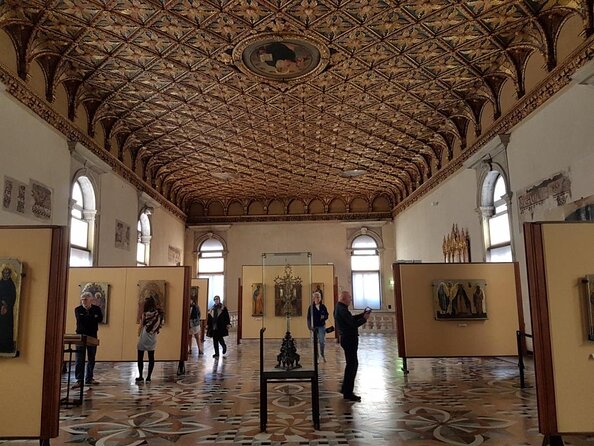 Venice: Secret Corners Private Walking Tour - Inclusions