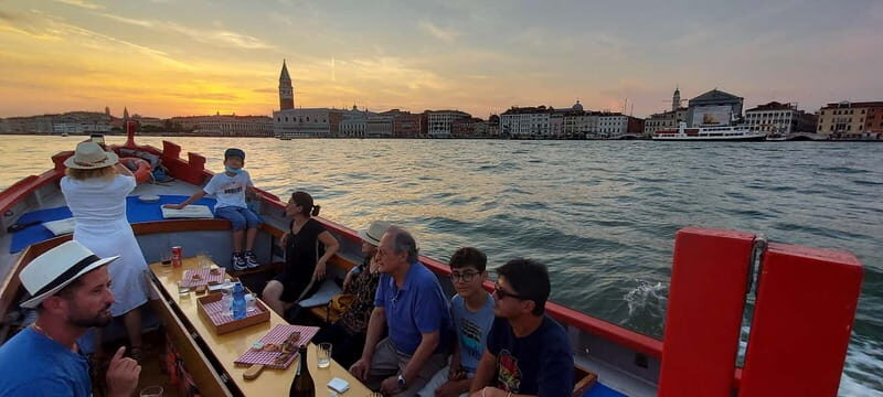Venice: Secret Lagoon Cruise on a Traditional Boat - The Experience in Detail: What to Expect on Your Venice Lagoon Cruise