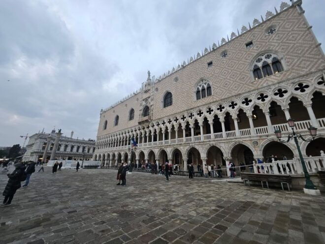Venice Self Guided Audio Tour - Tour Features and Participants
