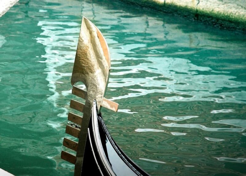 Venice: Shared Gondola Through breathtaking Bridge of Sighs - Practicalities and Value