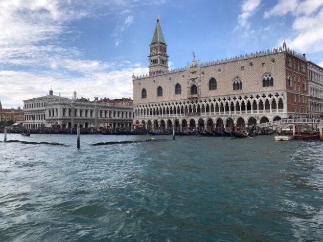 Venice: Sightseeing Tour With a Local Guide - Review Summary