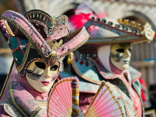 Venice: Small Group Guided Walking Tour & Food Tastings - What to Bring