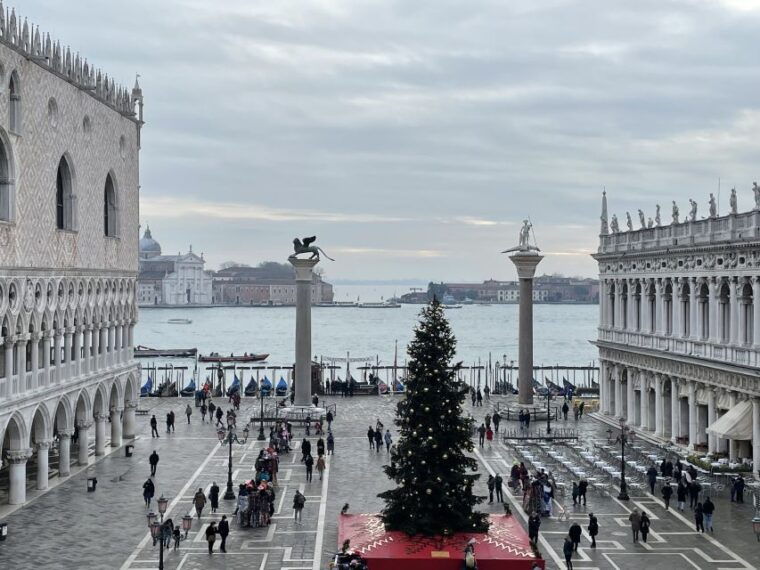 Venice: St. Marks Basilica & Doges Palace Tour With Ticket - Doges Palace Exploration
