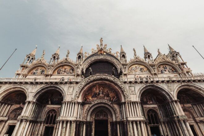 Venice: St. Mark's Basilica With Terrace & Doge's Palace - Meeting Point and Dress Code