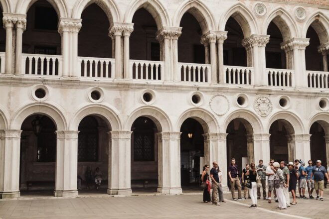 Venice: St. Mark's Basilica With Terrace & Doge's Palace - Review Summary