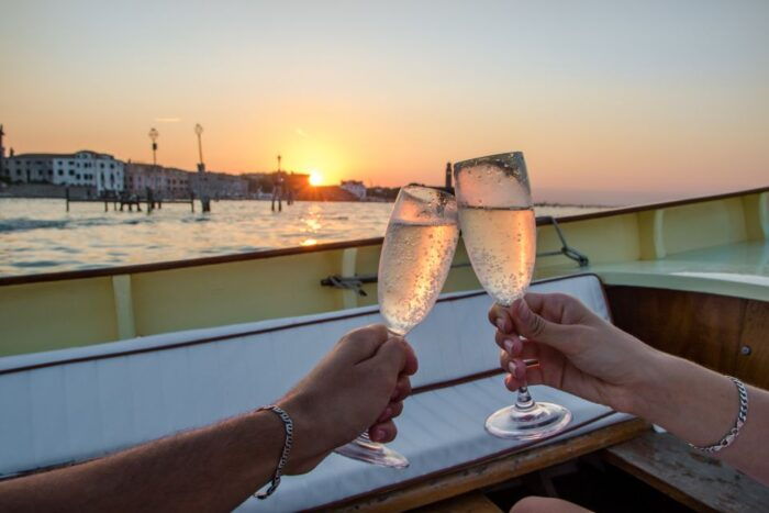 Venice: Sunset Cruise by Typical Venetian Boat - FAQs