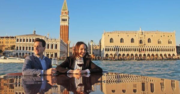 Venice: Sunset Grand Canal Boat Tour and Aperitif in Murano - Language Options and Guides