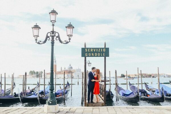 Venice: the Best Couples Photoshooting - Full Description