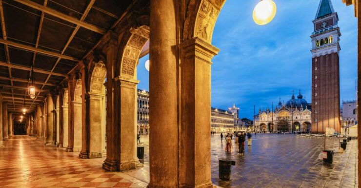 Venice: The Ghost & Legends Walking Tour - Booking Information