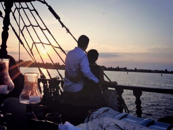 Venice: Venetian Lagoon Tour and Galleon Dinner - Common Questions