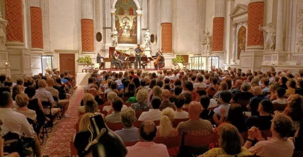 Venice: Vivaldis Four Seasons Concert & Music Museum Visit - Visitor Recommendations