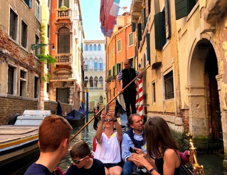 Venice Walking Tour and Gondola Ride Combo - Booking and Cancellation Policy