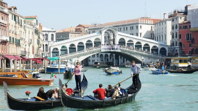 Venice Walking Tour: Private Tour With a Local - Inclusions and Exclusions