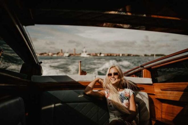 Venice: Water Taxi Ride With Professional Photographer - Itinerary Highlights