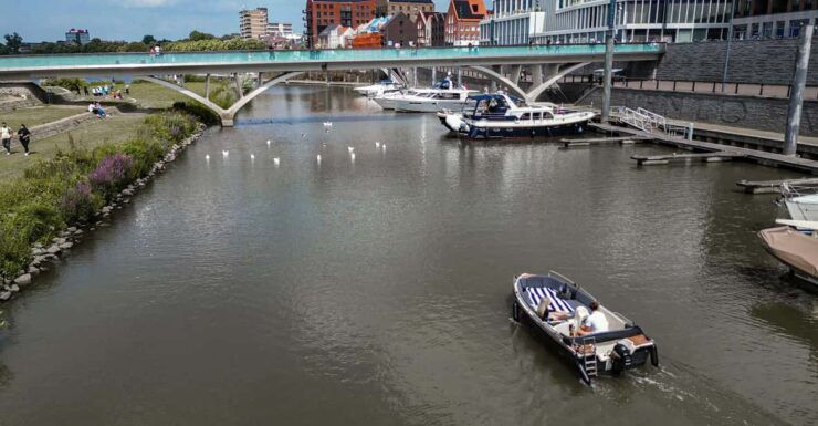 Venlo: Luxury Boat Rental - Good To Know