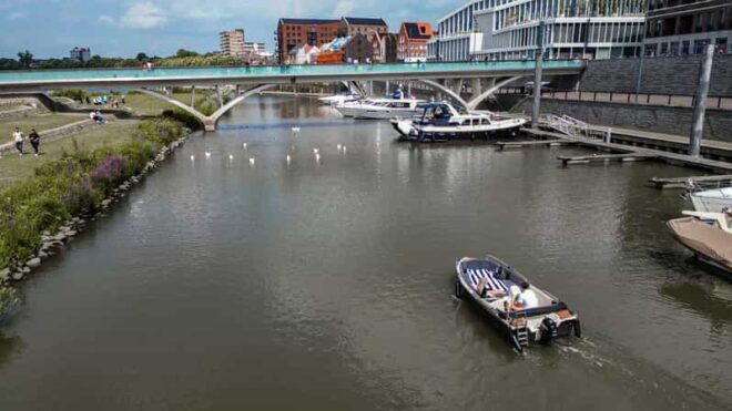 Venlo: Luxury Boat Rental - Boat Fleet and Safety