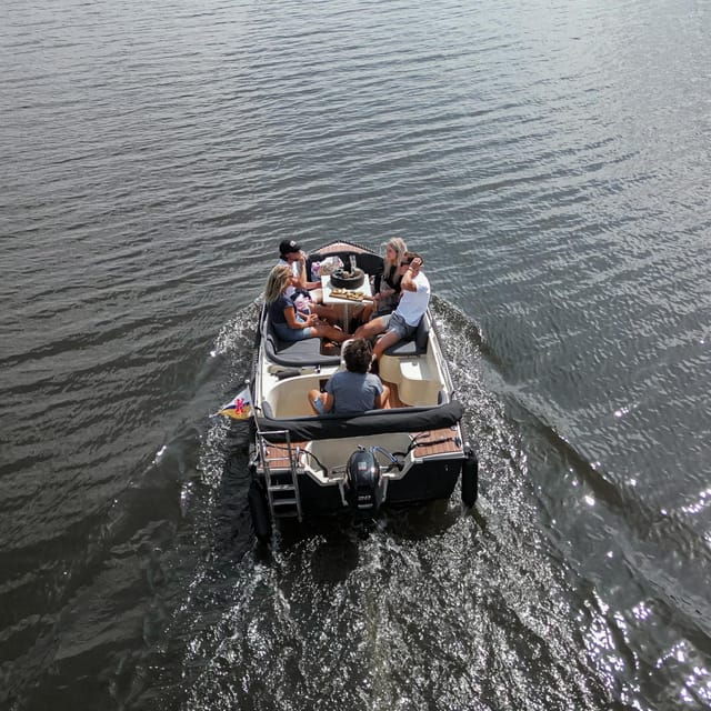 Venlo: Luxury Boat Rental - Easy Navigation and Comfort