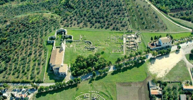Venosa Tour: Important Roman Places Near Matera - Archaeological Park Exploration