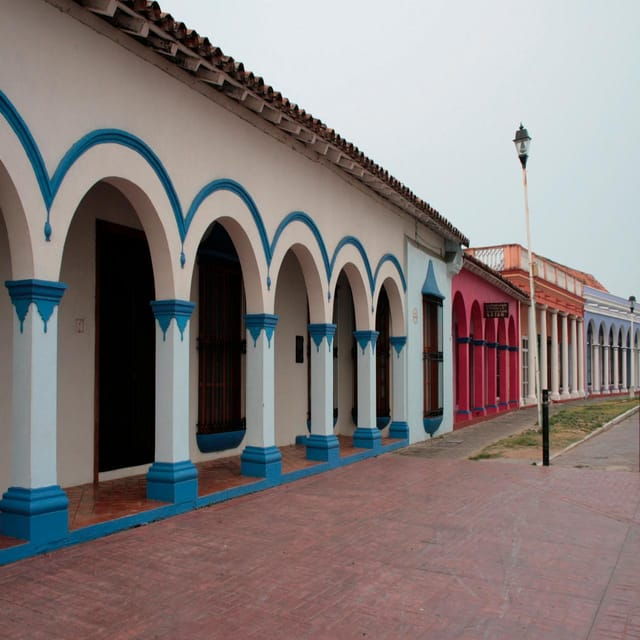 Veracruz: A Journey of Color, Flavor and Heritage - Tlacotalpan: UNESCO-protected Colonial Architecture