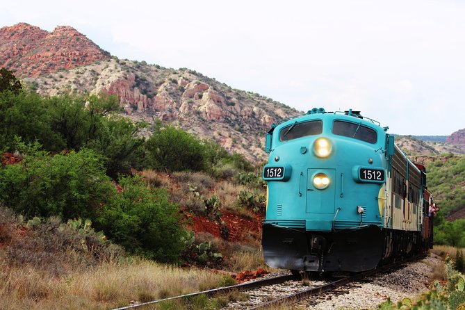 Verde Canyon: Wine-Tasting and Railway Experience  - Sedona - Grape Train Escape