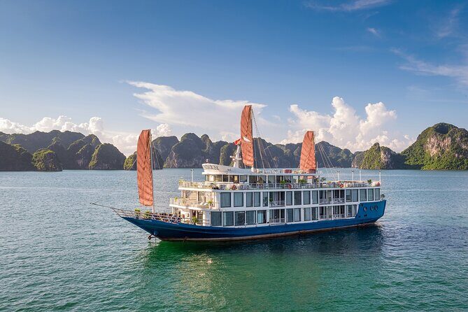 Verdure Lotus Classic Cruise in Halong Bay & Lan Ha Bay (2D1N) - An In-Depth Review of the Verdure Lotus Classic Cruise
