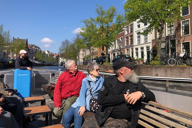 Vermeers Girl With the Pearl Earring & Rembrandts Leiden - Common Questions