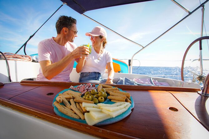 Vermut & Sailing Experience Barcelona With Drinks and Snacks - Barcelona Sightseeing Experience