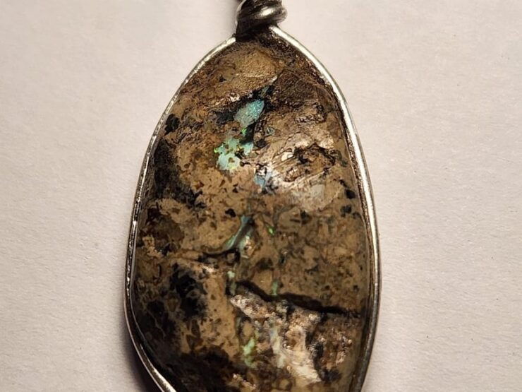 Vernon BC: Dig Your Own Opals - Pricing and Reservation