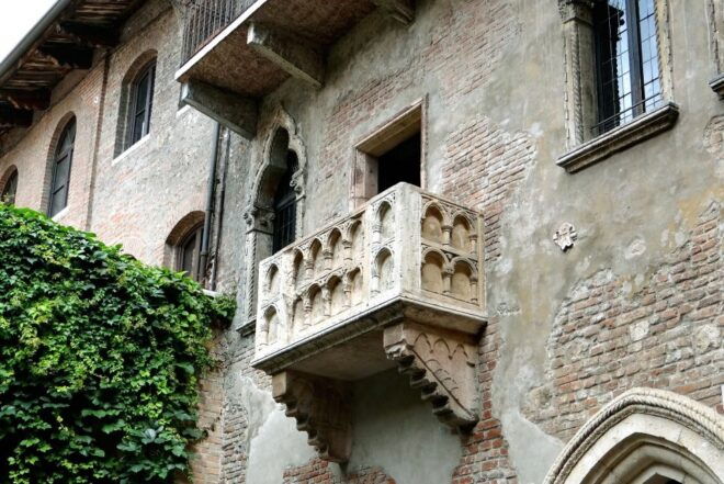 Verona and Lake Garda: Self-Guided Audio Tour - Plan Your Itinerary