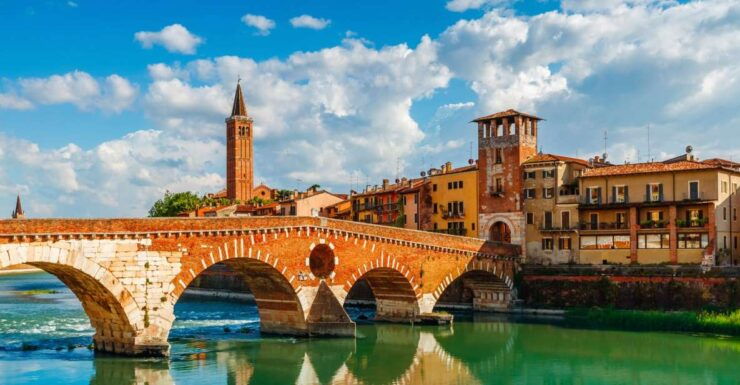 Verona: City Exploration Game and Tour - Activity Details