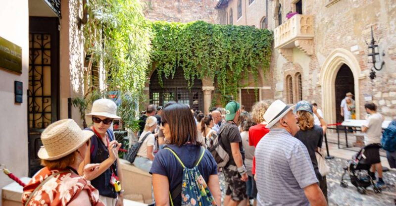 Verona: City Highlights & Street Food Walking Tour - Good To Know