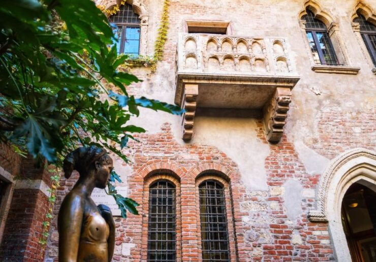 Verona: Essential Verona Private Tour Including Arena - Tour Details