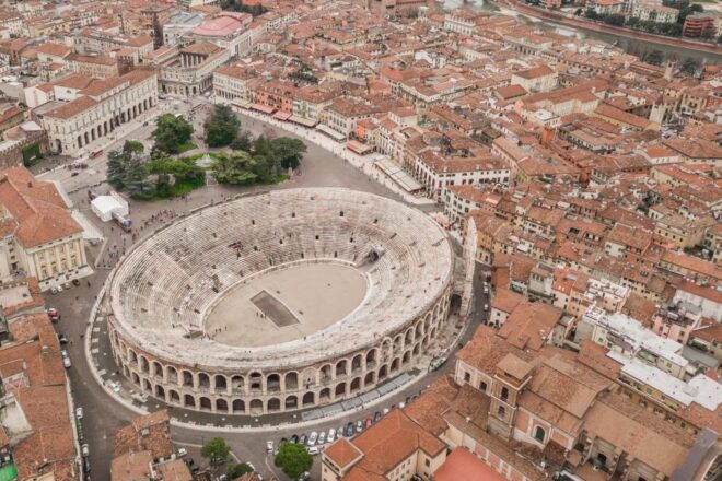 Verona: First Discovery Walk and Reading Walking Tour - Customer Reviews