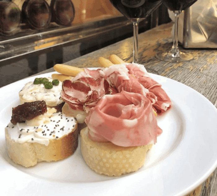 Verona: Full Meal & Wine Tasting Walking Tour - Frequently Asked Questions
