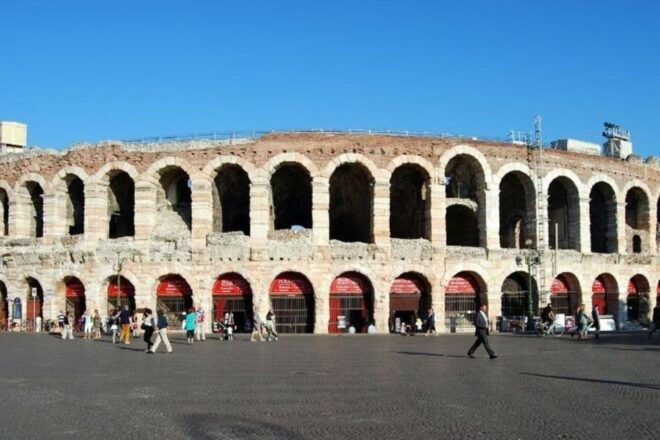 Verona: Highlights and Hidden Gems Walking Tour - Important Information and Directions