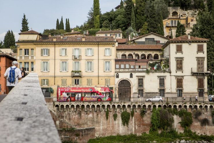 Verona: Hop-on Hop-off Tour 24 or 48-Hour Ticket - Ticket Options