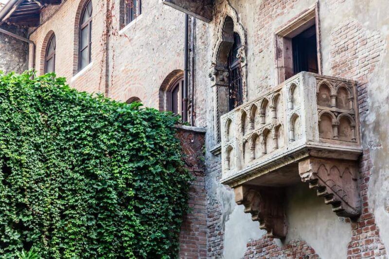 Verona: In the footsteps of the Romeo & Juliet with a Local - A Closer Look at the Verona Romeo & Juliet Tour