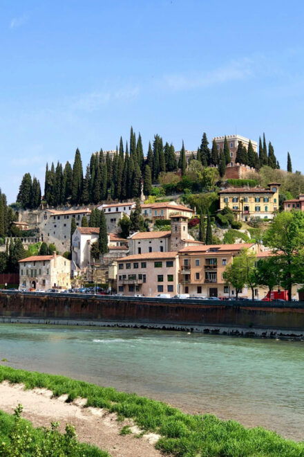 Verona: Interactive Map for a Self-Guided Tour. - How to Use the Map