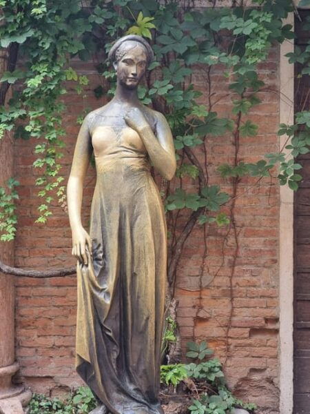 Verona: Interactive Map for a Self-Guided Tour. - Frequently Asked Questions