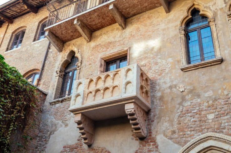 Verona: Juliet's House & Piazzas Skip-the-Line Private Tour - Good To Know
