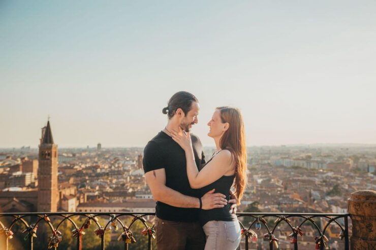 Verona: Magical Couple Photography Experience - Experience Description