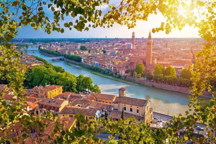 Verona: Private Guided Tour with Visit of Arena di Verona - FAQ