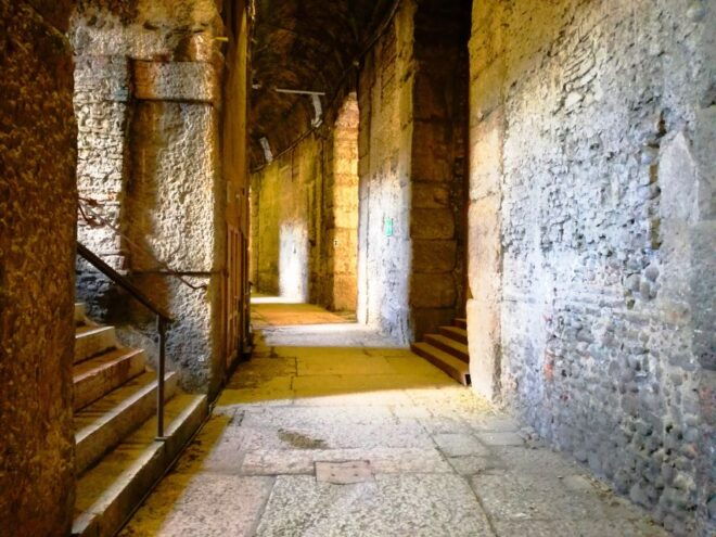 Verona: Private Tour of Verona Arena With Local Guide - Tour Experience