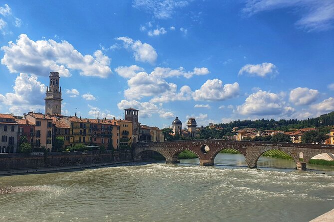 Verona: Private Walking Tour of the City of Love - Good To Know