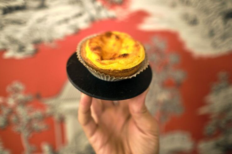 Verona: Self-Guided Food Tasting & Sightseeing Tour - Food Tasting Experiences