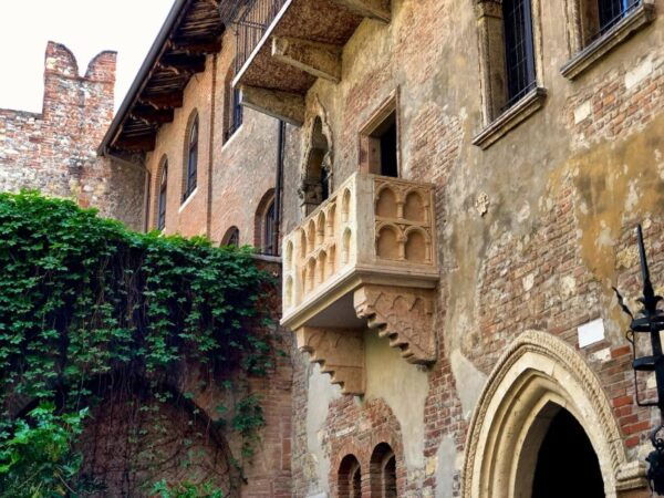 Verona: Self-Guided Walking Tour and 1-Day Itinerary - The Sum Up