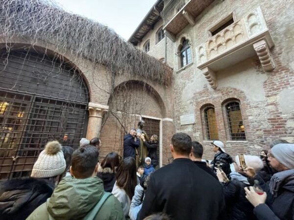 Verona: Small Group Guided Walking Tour With Arena Tickets - How to Book