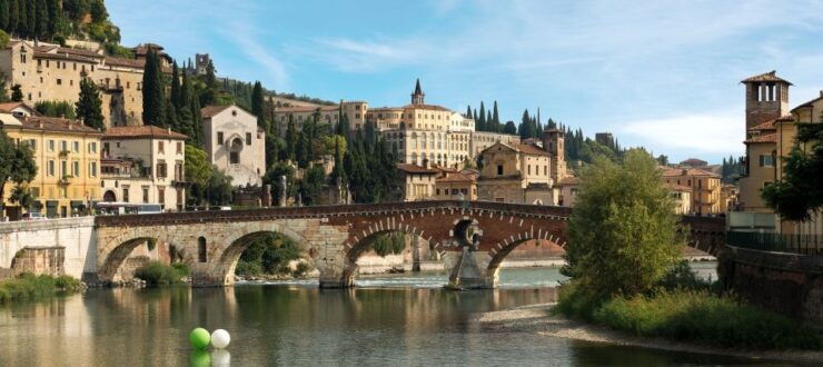 Verona: Small-Group Walking Tour - Tour Details