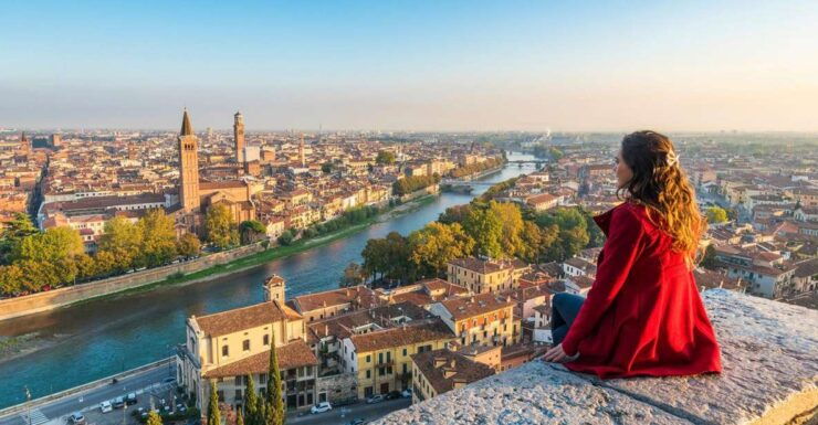 Verona Walking Tour: Access to the Arena - Tour Details