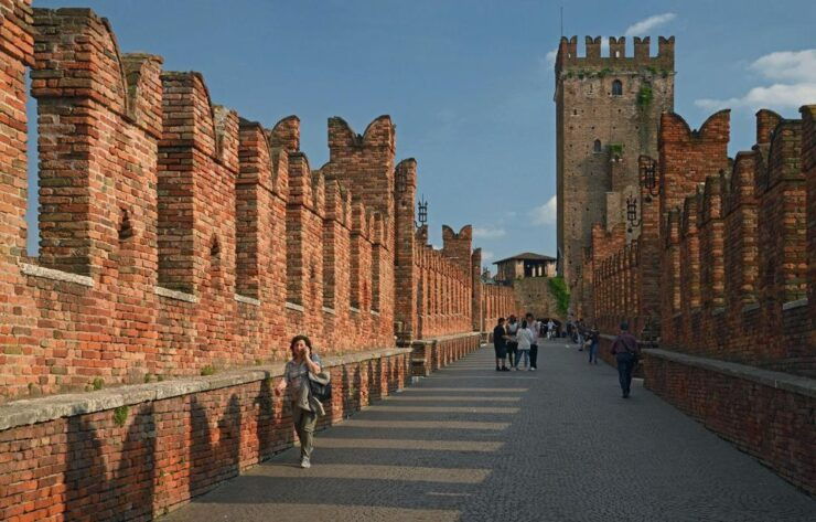 Verona Walking Tour: Arena, Fast Entry - Highlights of the Tour Itinerary